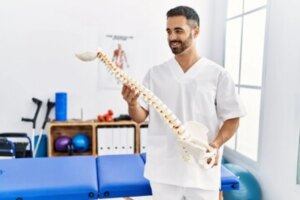 tratamento de postura para dor no ombro